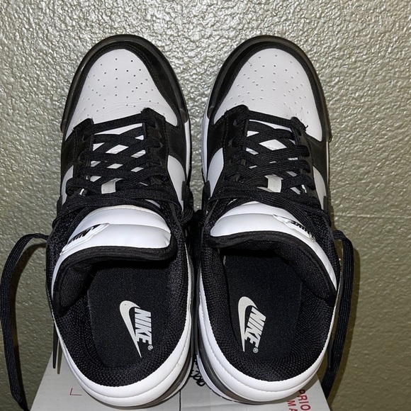 Nike Black and White Athletic Shoes - Picture 9 of 12